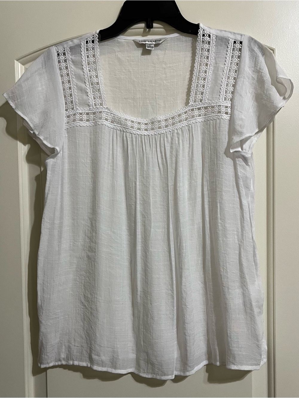Counterparts Women’s White Lace Yoke Flutter Sleeve Top Blouse Size Large
